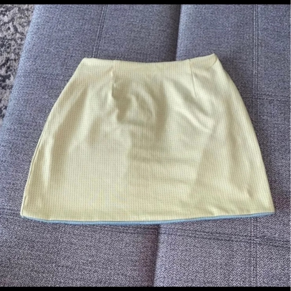 REVERSIBLE MINI SKIRT